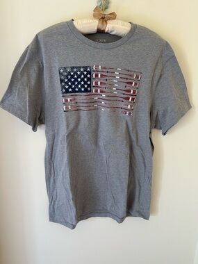 J. Crew Men’s Cotton “Americana” Graphic T-Shirt 
Size: Large